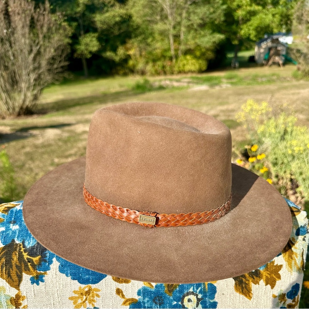 Vintage Akubra Aussie Pure Fur Felt Cowboy Western Australian Tan Hat 56 *MINT